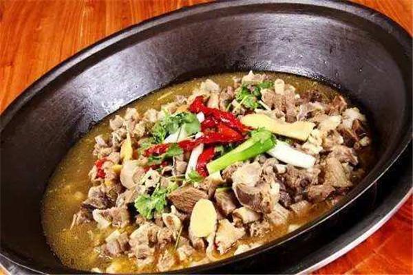 思氏横山铁锅炖羊肉